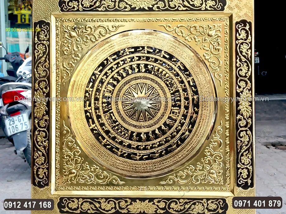 Nền tranh sơn đen v&ocirc; c&ugrave;ng nổi bật